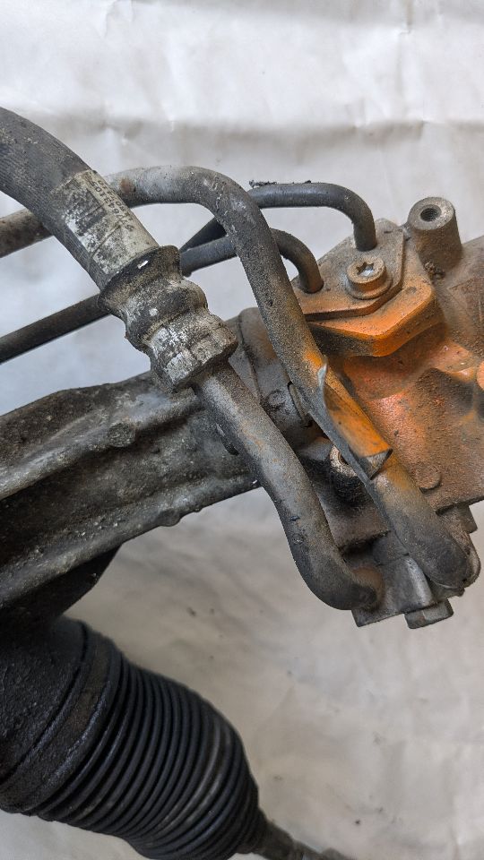 2012 BMW 750i 8cyl Gasoline Turbo 4.4 STEERING GEAR RACK - 399360 — photo 5