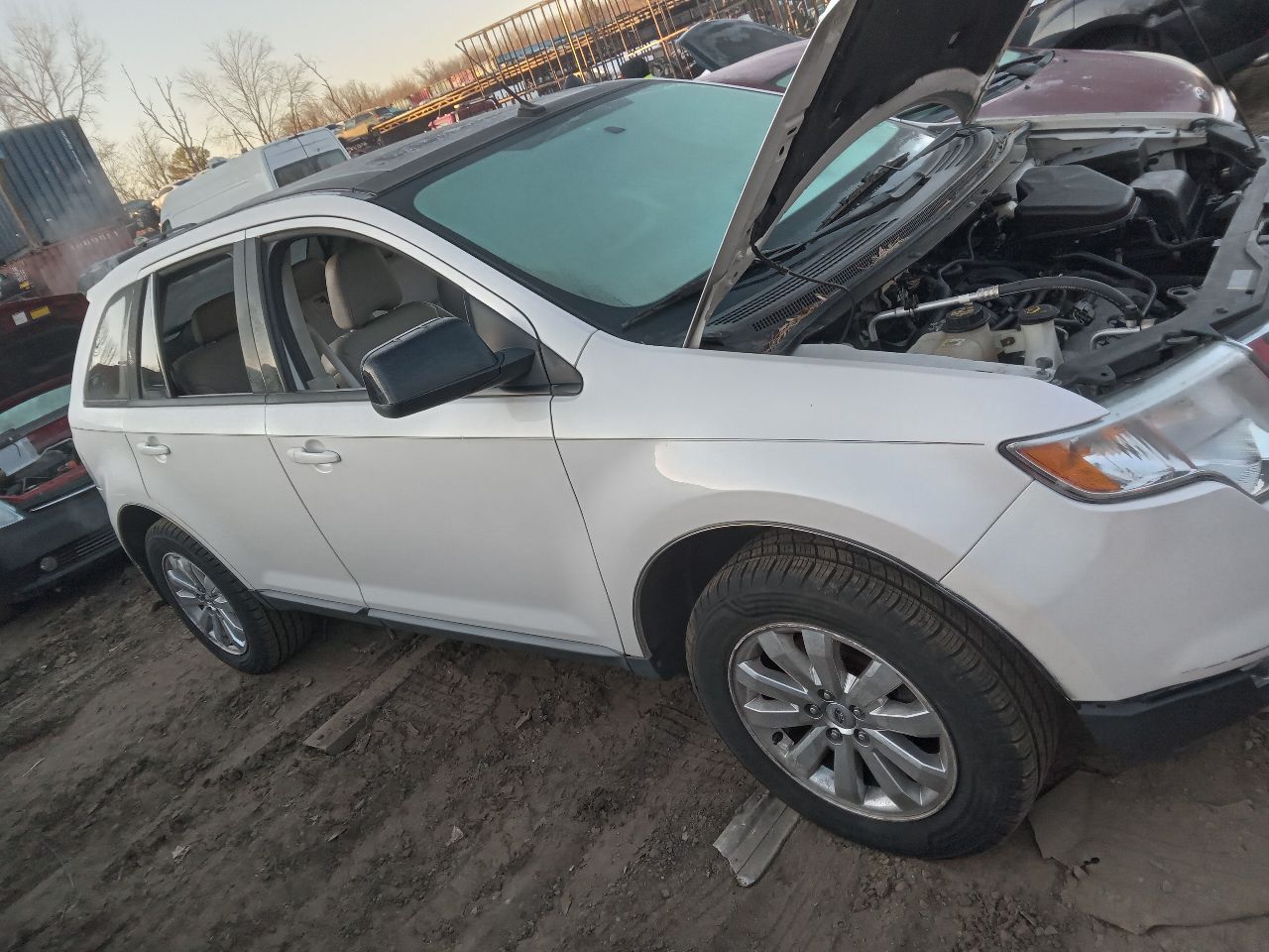 2010 FORD EDGE 6cyl Gasoline 3.5 BUMPER ASSY, FRONT - 399628 — photo 4