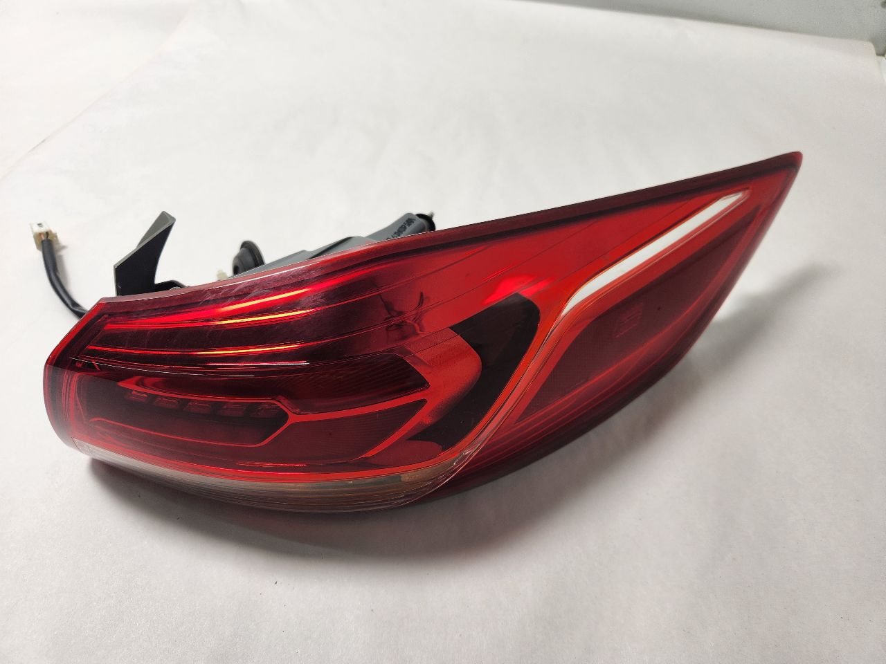 2017 HYUNDAI ELANTRA 1.6L 4cyl Turbo Gasoline Right TAIL LAMP - 399817
