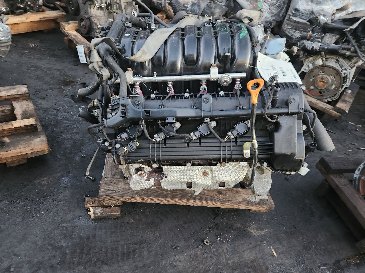 2012 HYUNDAI GENESIS 8cyl Gasoline 4.6 ENGINE ASSEMBLY - 399867 — photo 4
