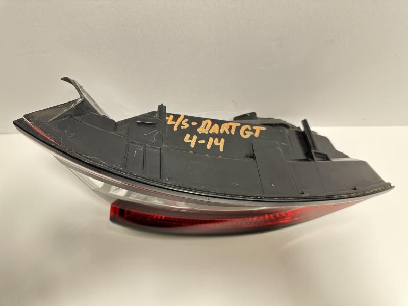 2014 DODGE DART Left TAIL LAMP - 400 — photo 3
