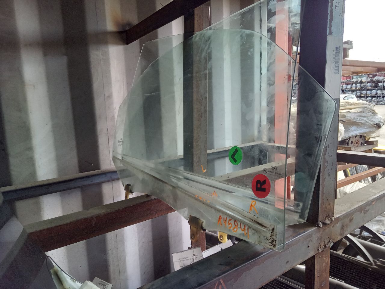 2010 KIA FORTE 4cyl Gasoline 2.0 Right DOOR GLASS, REAR - 400035