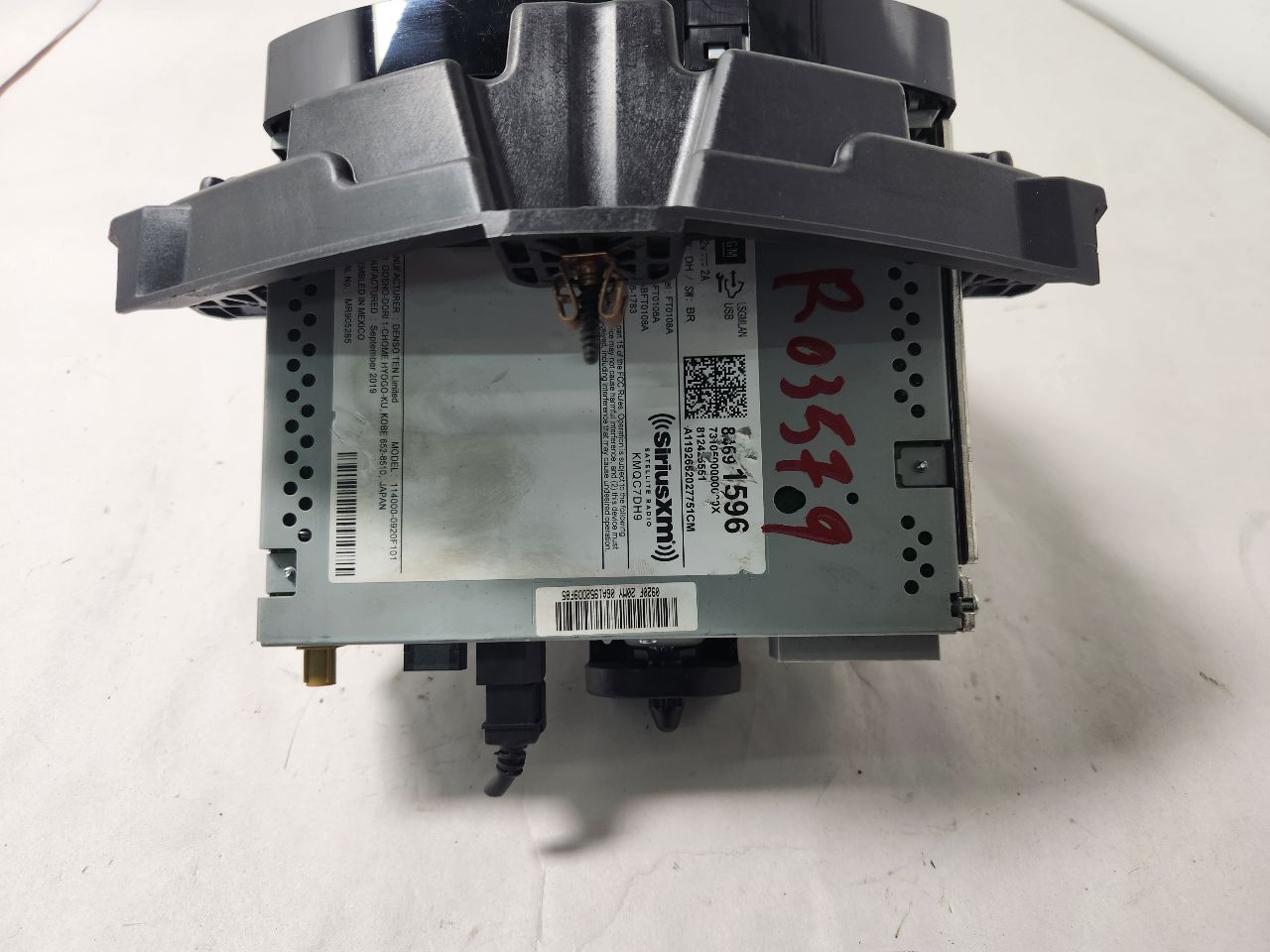 2020 CHEVROLET SONIC 1.4L 4cyl Turbo Gasoline Radio Audio - 400224 — photo 4