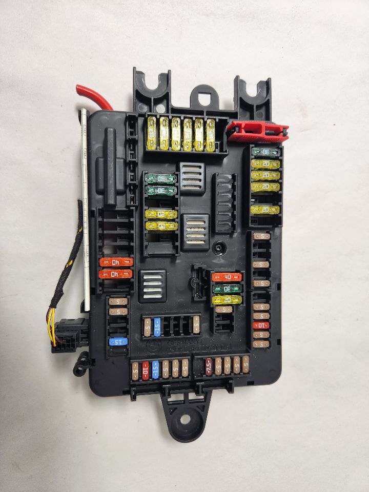 2012 BMW 328i 4cyl Gasoline Turbo 2.0 Fuse Box, Engine - 400265