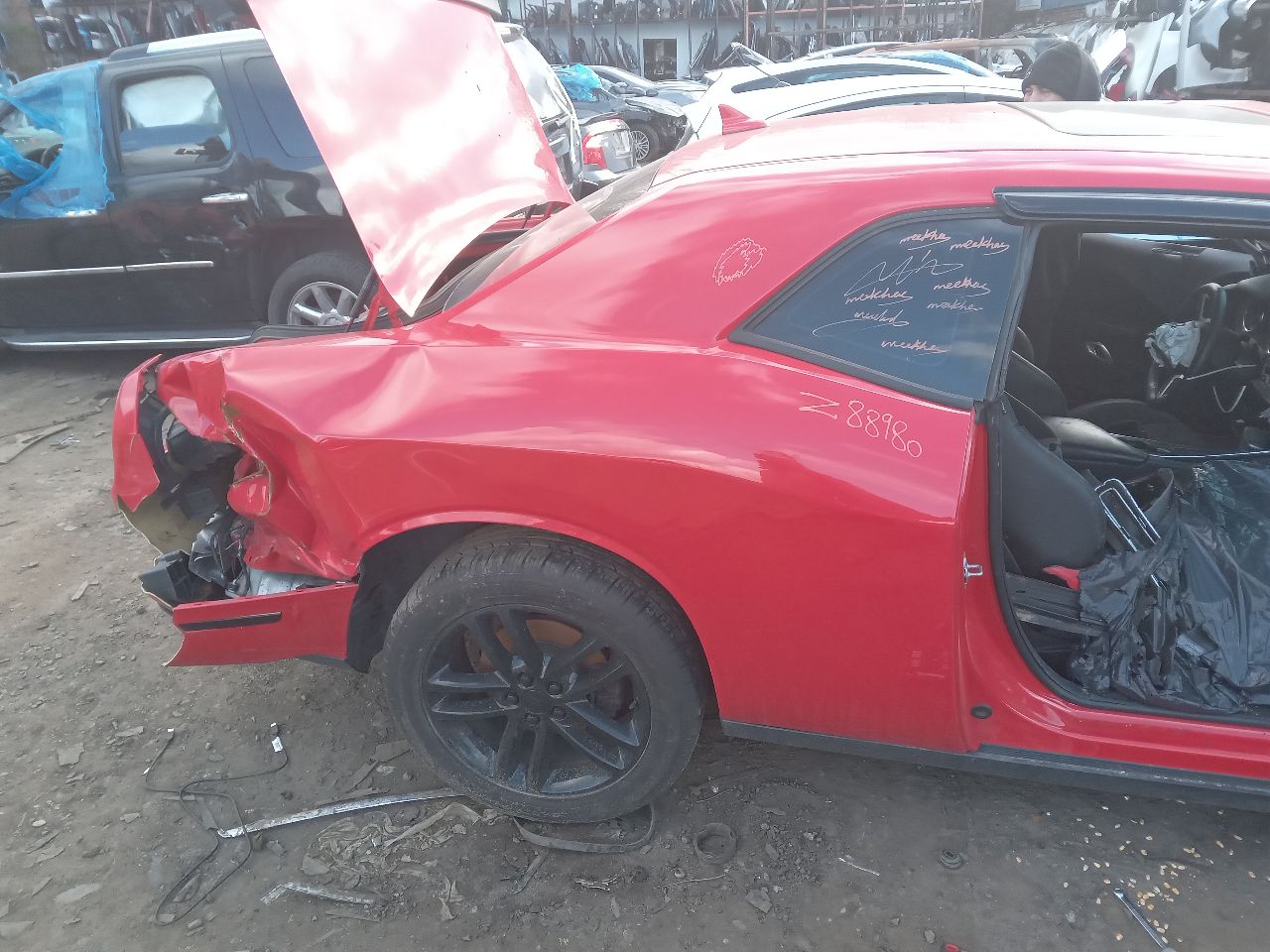 2018 DODGE CHALLENGER 3.6L 6cyl VVT Decklid  Tailgate - 400418 — photo 4