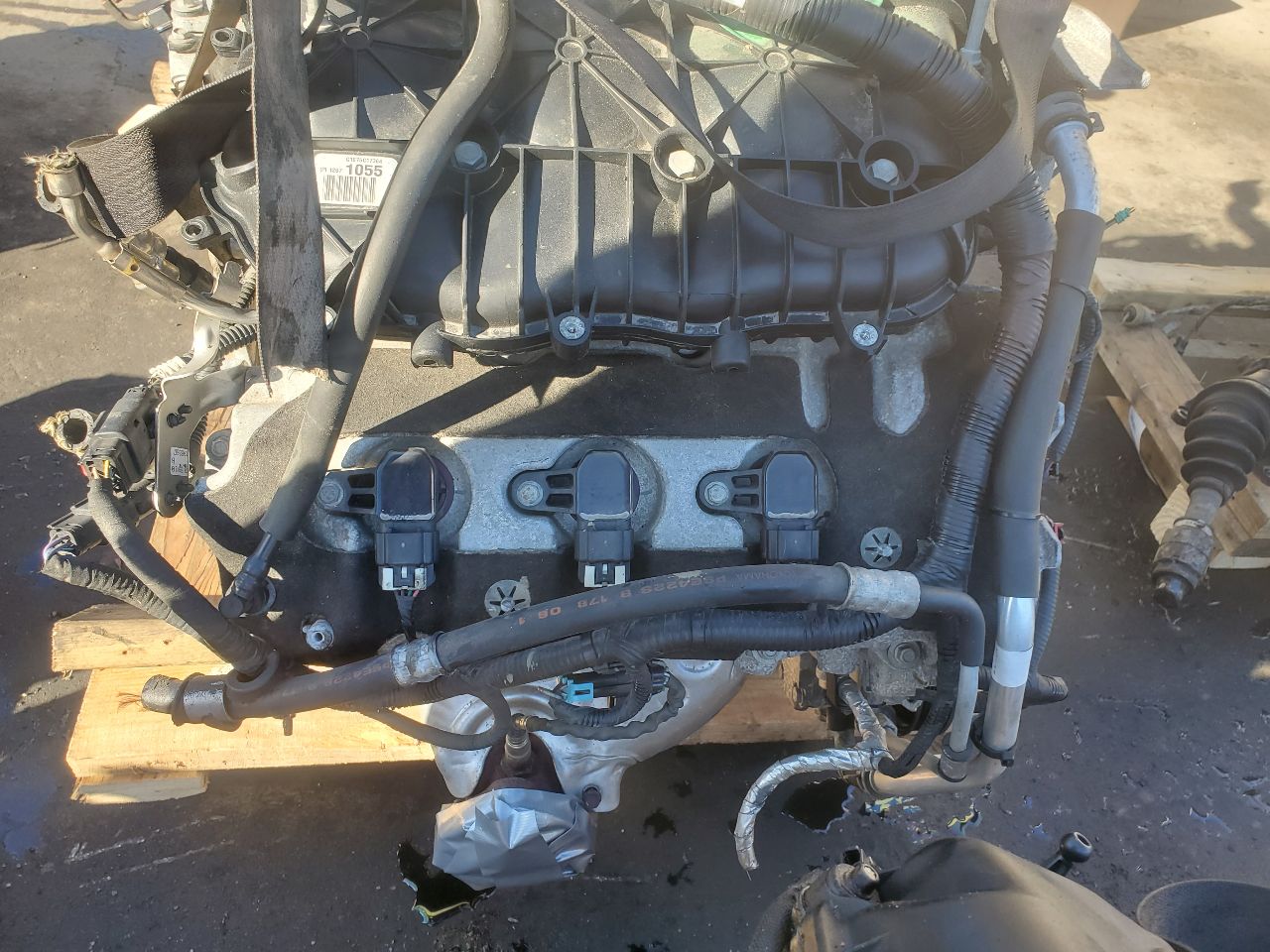 2017 CHEVROLET TRAVERSE 6cyl Gasoline 3.6 ENGINE ASSEMBLY - 400556