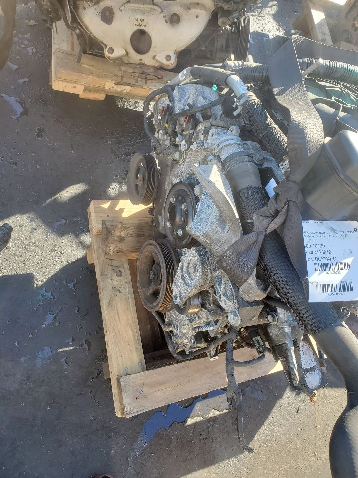 2017 CHEVROLET TRAVERSE 6cyl Gasoline 3.6 ENGINE ASSEMBLY - 400556 — photo 4
