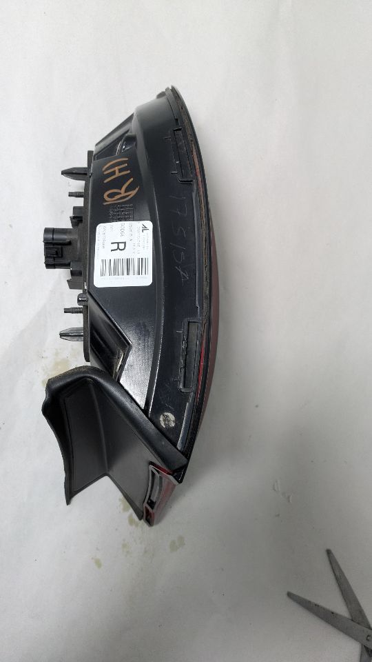 2015 DODGE DART 4cyl Gasoline 2.4 Right TAIL LAMP - 400624 — photo 3