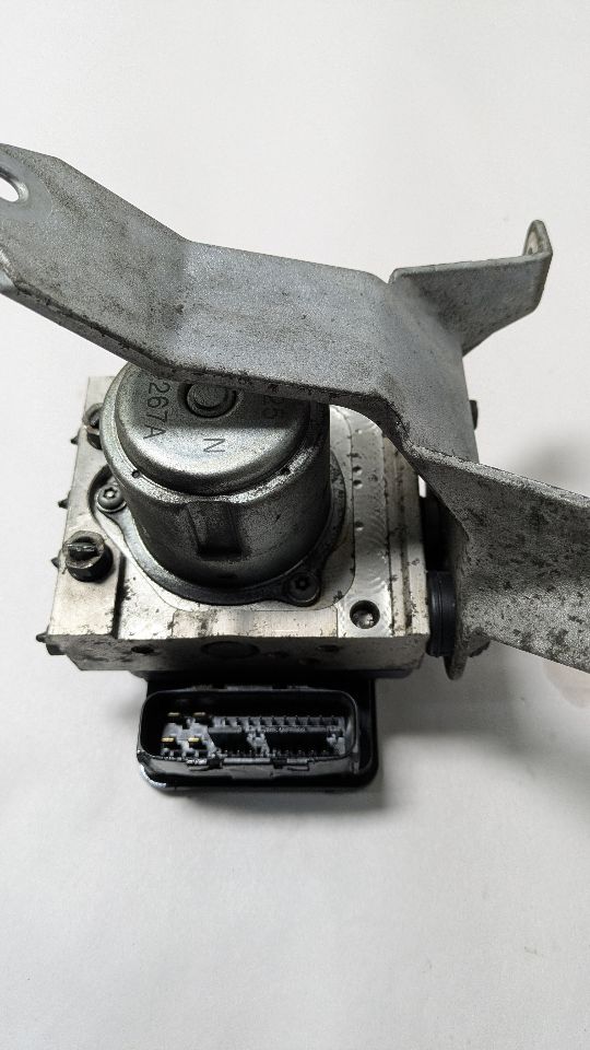 2011 HONDA PILOT 6cyl Gasoline 3.5 Anti-lock Brake Pts - 400725
