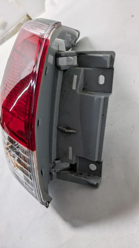 2013 NISSAN PATHFINDER 6cyl Gasoline 3.5 Left TAIL LAMP - 400831 — photo 2