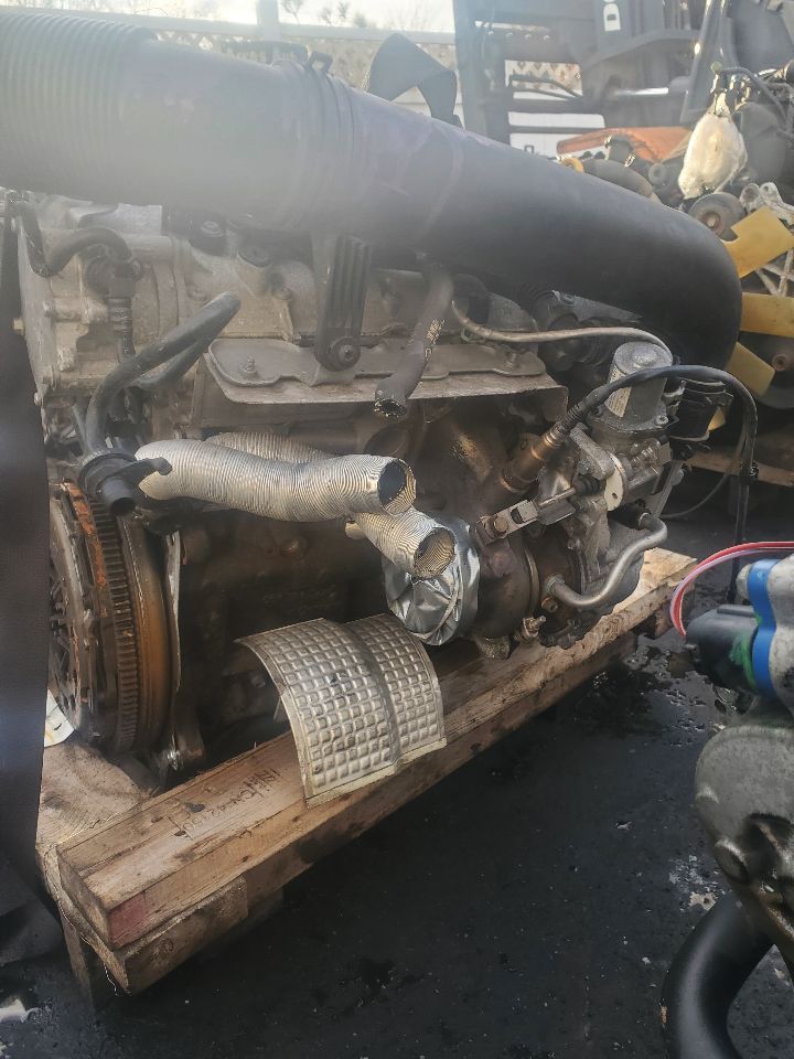 2015 VOLKSWAGEN BEETLE 4cyl Gasoline Turbo 1.8 ENGINE ASSEMBLY - 400967 — photo 5