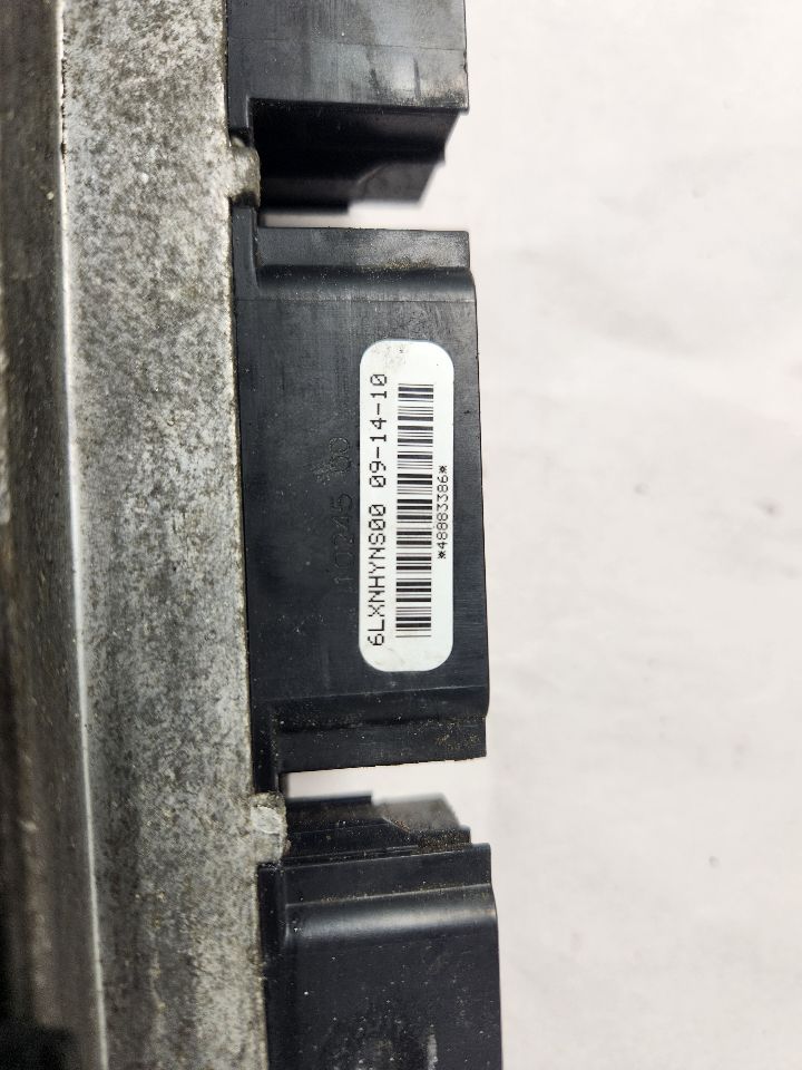 2011 FORD ESCAPE 4cyl Electric 2.5 Eng/Motor Cont Mod - 401215 — photo 2
