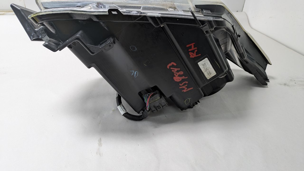 2012 CADILLAC SRX 6 Cyl Gasoline 3.6 DI Right HEADLAMP ASSEMBLY - 401231 — photo 4