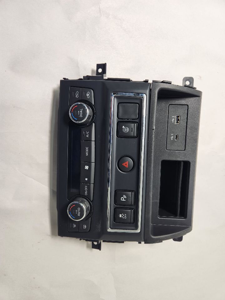 2023 NISSAN TITAN 5.6L 8cyl Gasoline TEMP CONTROL - 401587