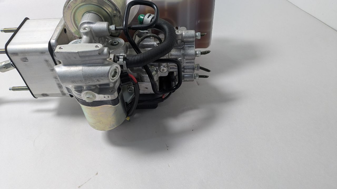 2023 NISSAN TITAN 5.6L 8cyl Gasoline Anti-lock Brake Pts - 401606