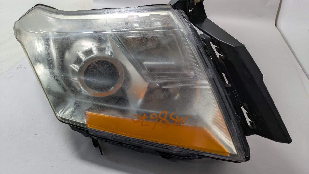 2011 CADILLAC SRX Left HEADLAMP ASSEMBLY - 401633 — photo 2