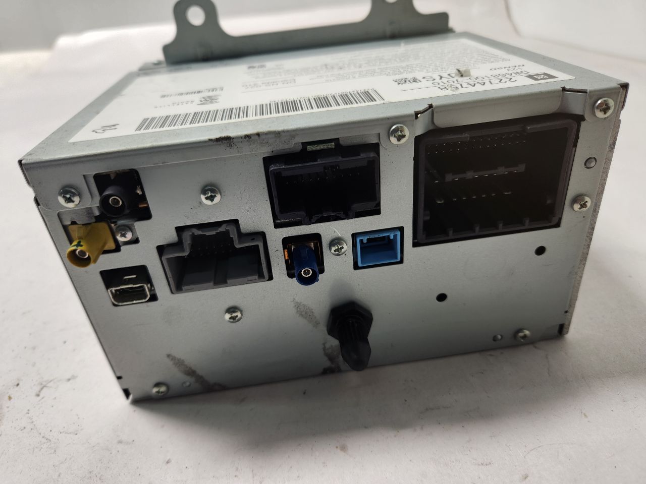 2011 CADILLAC SRX Radio Audio - 401637 — photo 5