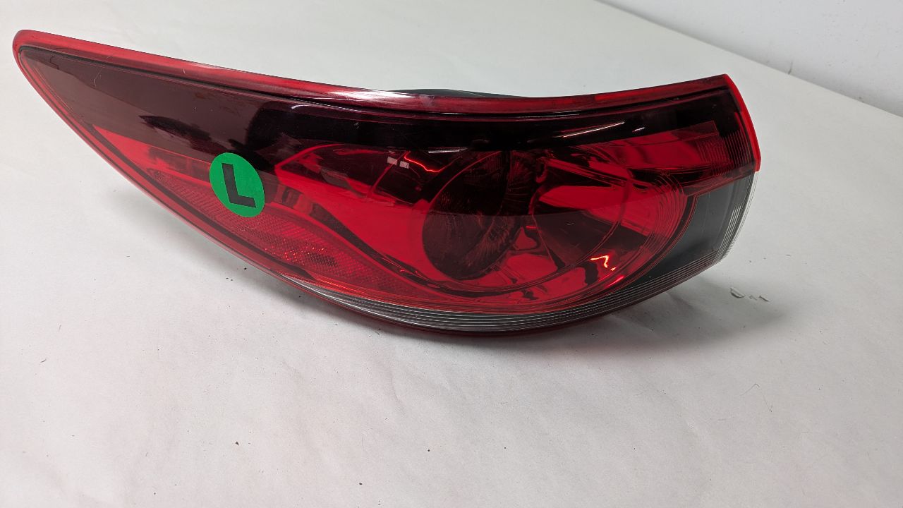2015 MAZDA 6 4cyl Gasoline 2.5 DOHC Right TAIL LAMP - 401648
