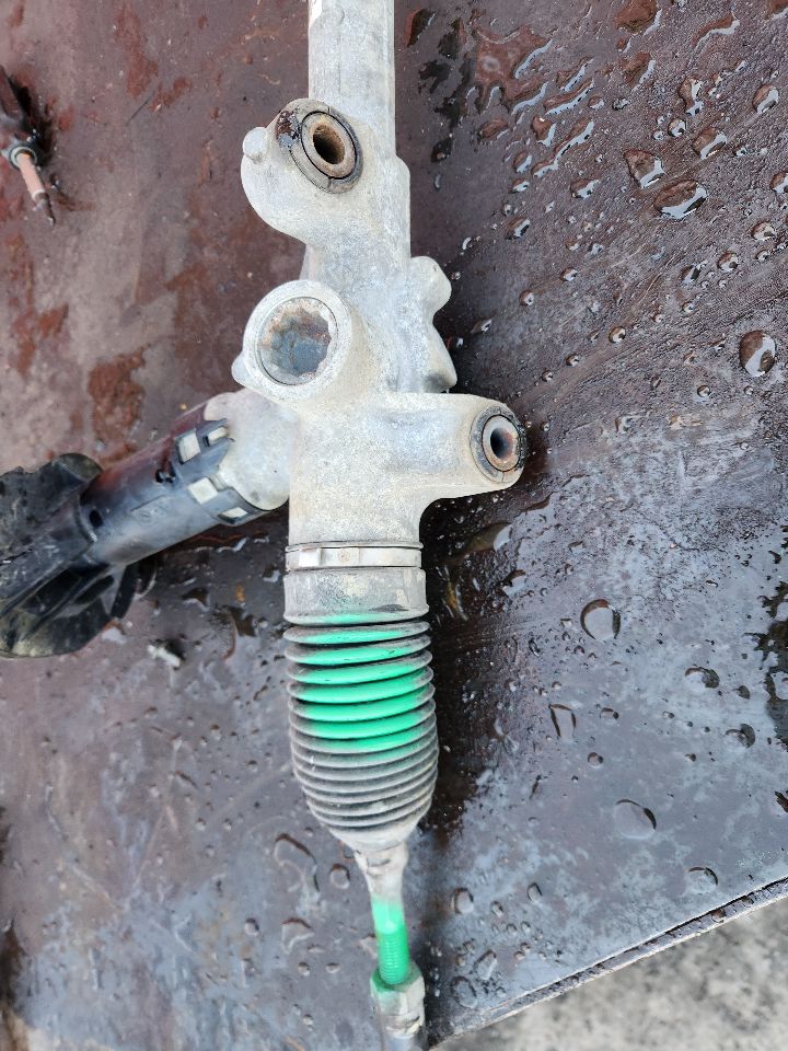 2015 MAZDA 6 4cyl Gasoline 2.5 DOHC STEERING GEAR RACK - 401655 — photo 2