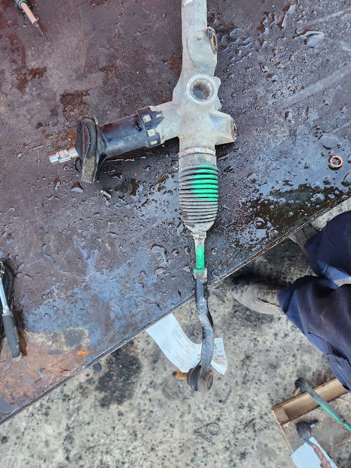 2015 MAZDA 6 4cyl Gasoline 2.5 DOHC STEERING GEAR RACK - 401655 — photo 3