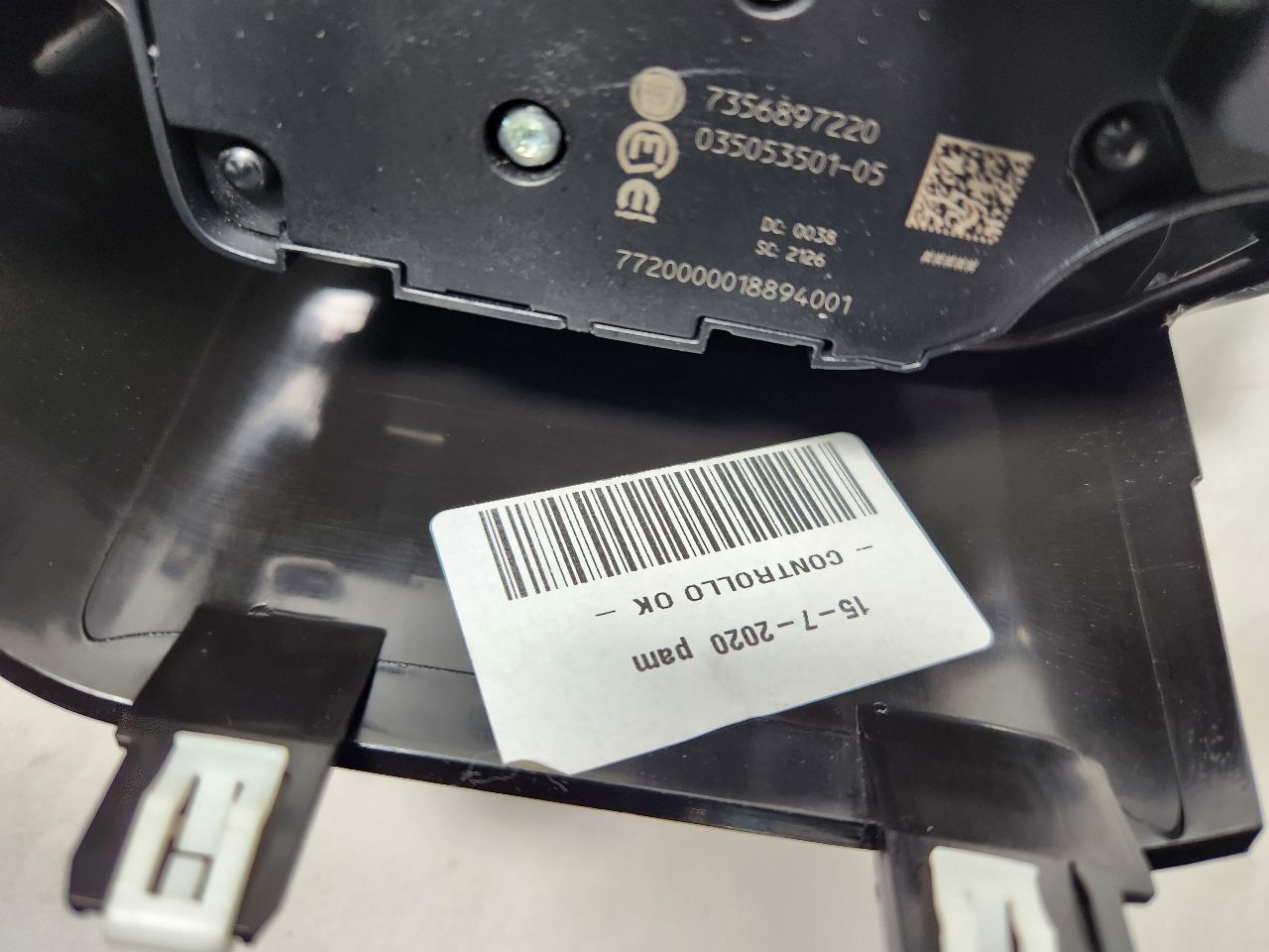 2020 JEEP RENEGADE 2.4L 4cyl Gasoline VVT Dsh/Int/Seat Switch - 401713 — photo 4