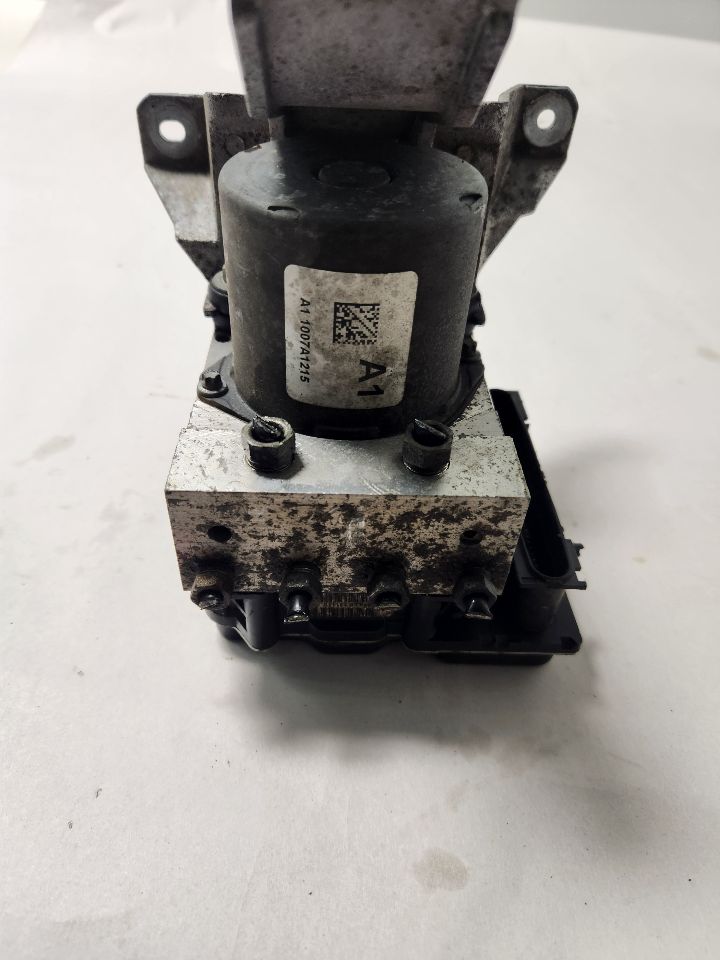 2011 ACURA MDX 3.7L 6cyl Gasoline VVT Anti-lock Brake Pts - 401731