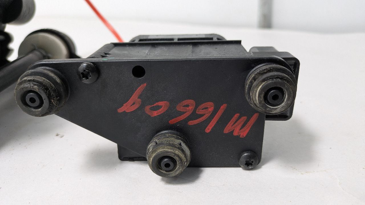 2011 JAGUAR XJ 8cyl Gasoline 5.0 Susp Comp Pump - 402040 — photo 3