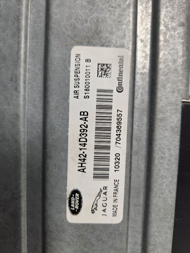 2011 JAGUAR XJ 8cyl Gasoline 5.0 Chassis Cont Mod - 402047 — photo 2