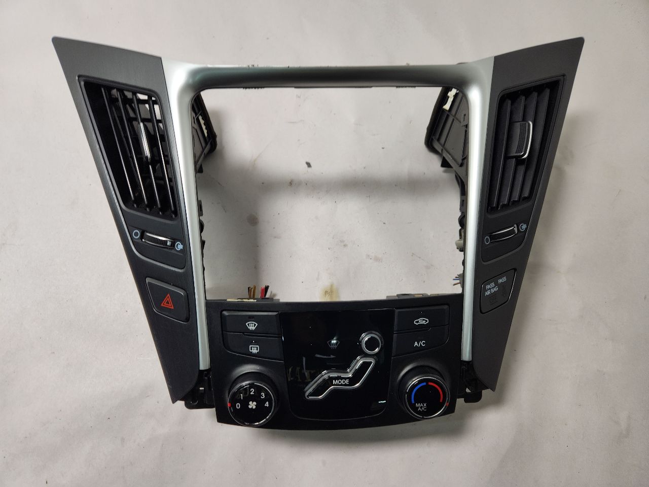 2011 HYUNDAI SONATA 4cyl Gasoline 2.4 TEMP CONTROL - 402104 — photo 1