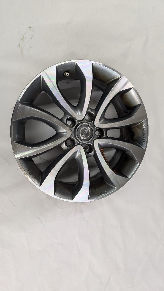 2013 NISSAN JUKE 4cyl Gasoline Turbo 1.6 WHEEL - 402204