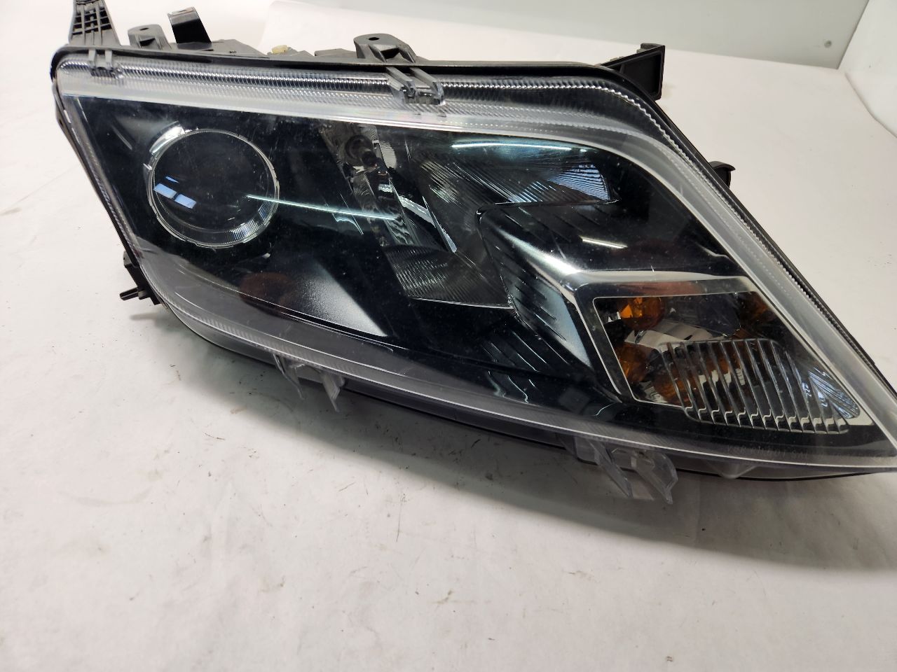 2012 FORD FUSION 4cyl Gasoline 2.5 Right HEADLAMP ASSEMBLY - 402237