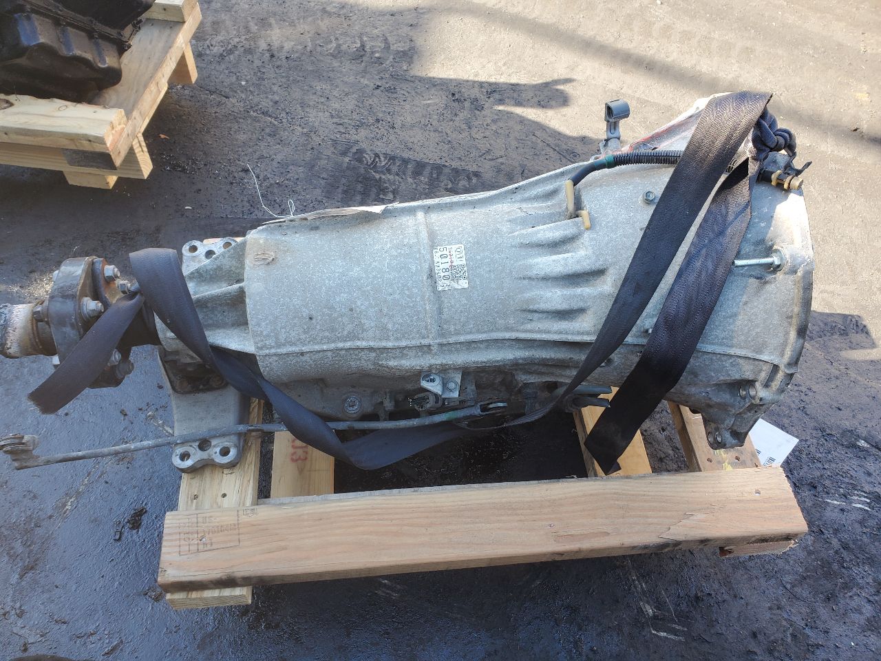 2009 LEXUS LS460 8cyl Gasoline 4.6 Transmiss,Transaxle - 402395 — photo 4