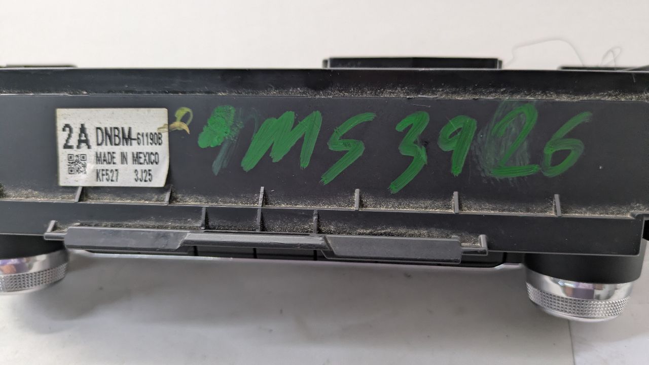 2023 MAZDA CX-30 2.5L 4cyl Gasoline TEMP CONTROL - 402560 — photo 3