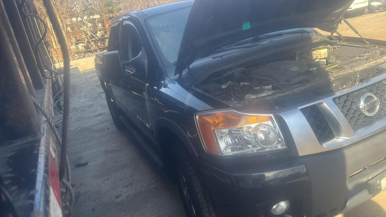 2013 NISSAN TITAN 8cyl Gasoline 5.6 CARRIER ASSEMBLY - 402678 — photo 4