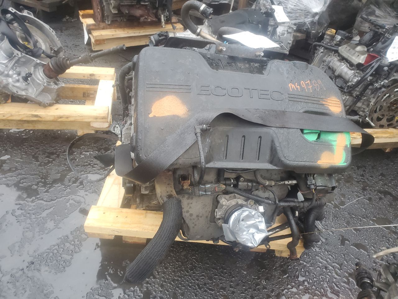2014 CHEVROLET EQUINOX 4cyl Gasoline 2.4 ENGINE ASSEMBLY - 402721 — photo 3