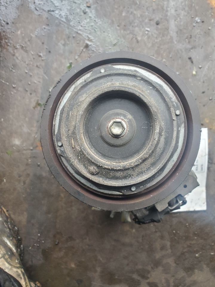 2015 DODGE DART 4cyl Gasoline 2.4 PZEV AC COMPRESSOR - 402975 — photo 4