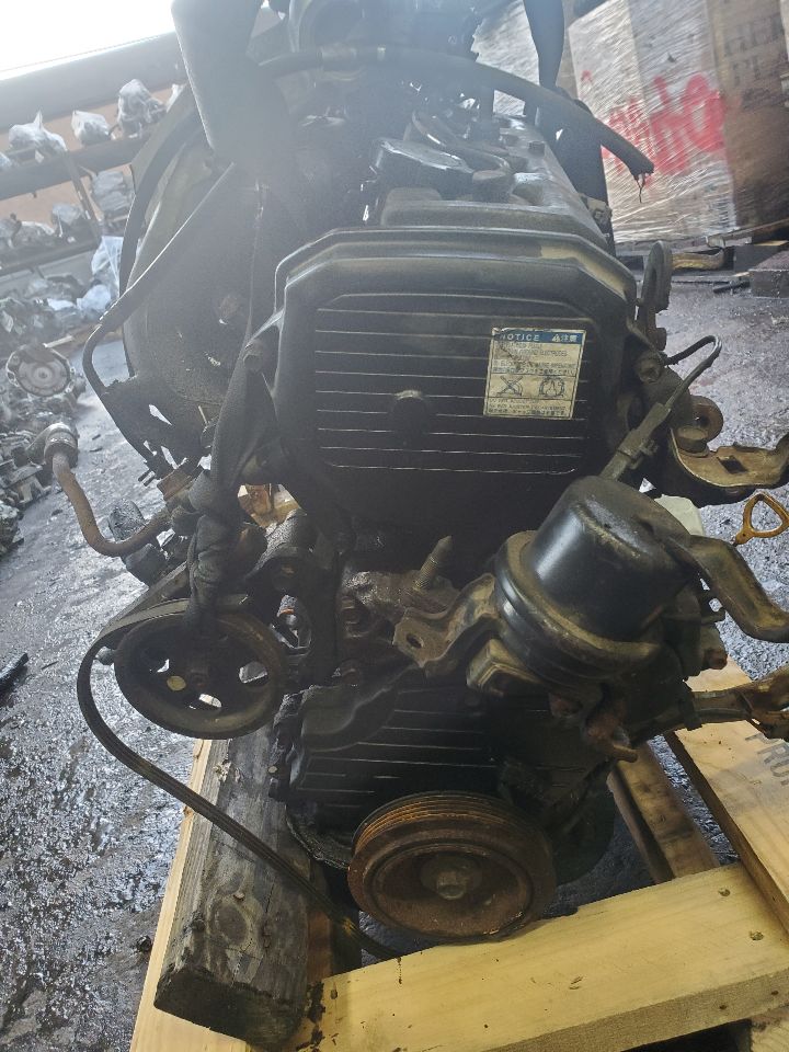 1999 TOYOTA RAV4 4cyl Gasoline 2.0 ENGINE ASSEMBLY - 402977 — photo 4