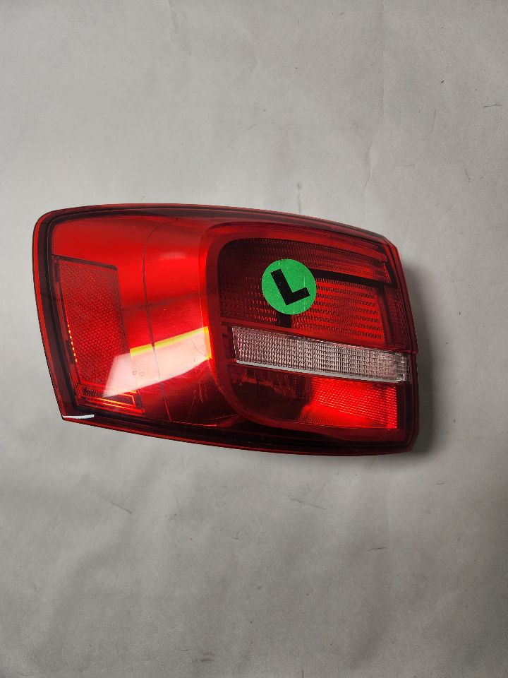 2015 VOLKSWAGEN JETTA 4cyl Gas Turbo 1.8 PZEV Left TAIL LAMP - 403144