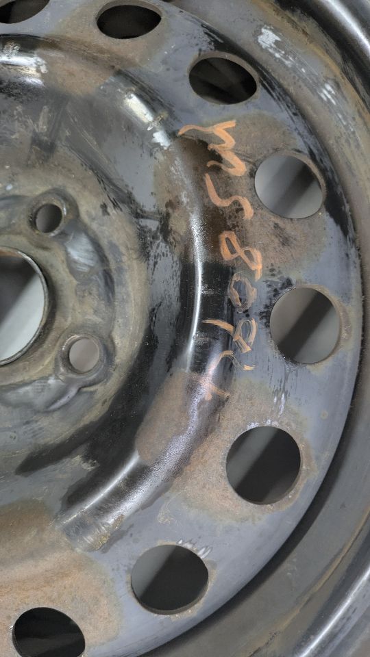 2017 KIA RIO 4cyl Gasoline 1.6 DOHC WHEEL - 403242 — photo 3