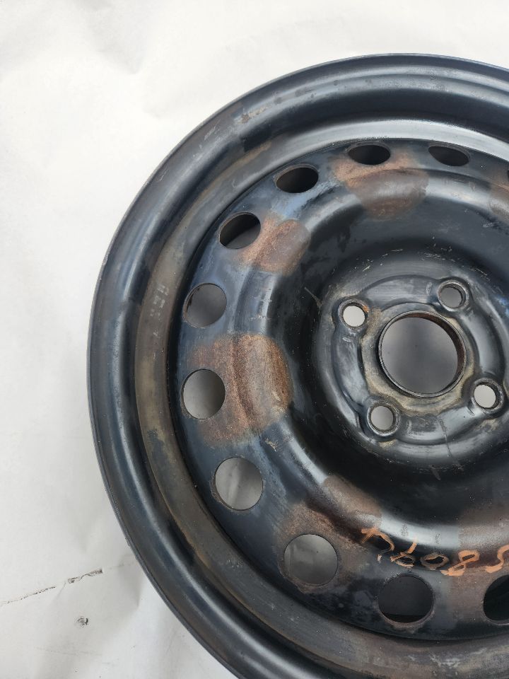 2017 KIA RIO 4cyl Gasoline 1.6 DOHC WHEEL - 403242 — photo 8