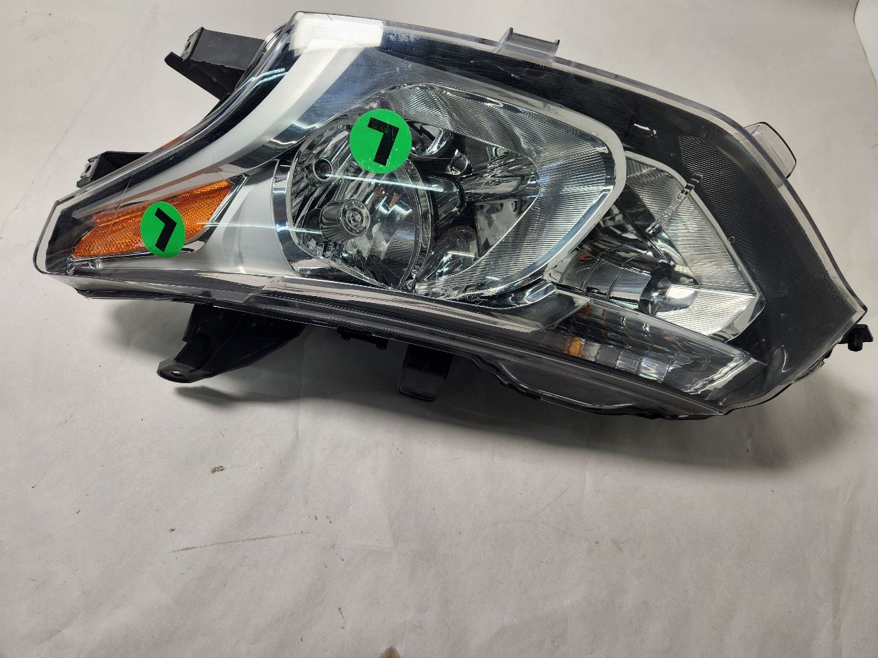2015 MITSUBISHI OUTLANDER 6cyl Gasoline 3.0 SULEV Left HEADLAMP ASSEMBLY - 403277