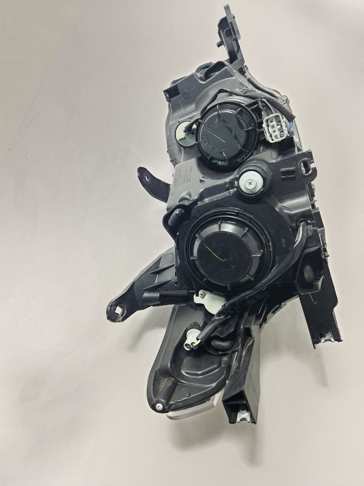 2015 MITSUBISHI OUTLANDER 6cyl Gasoline 3.0 SULEV Left HEADLAMP ASSEMBLY - 403277 — photo 6
