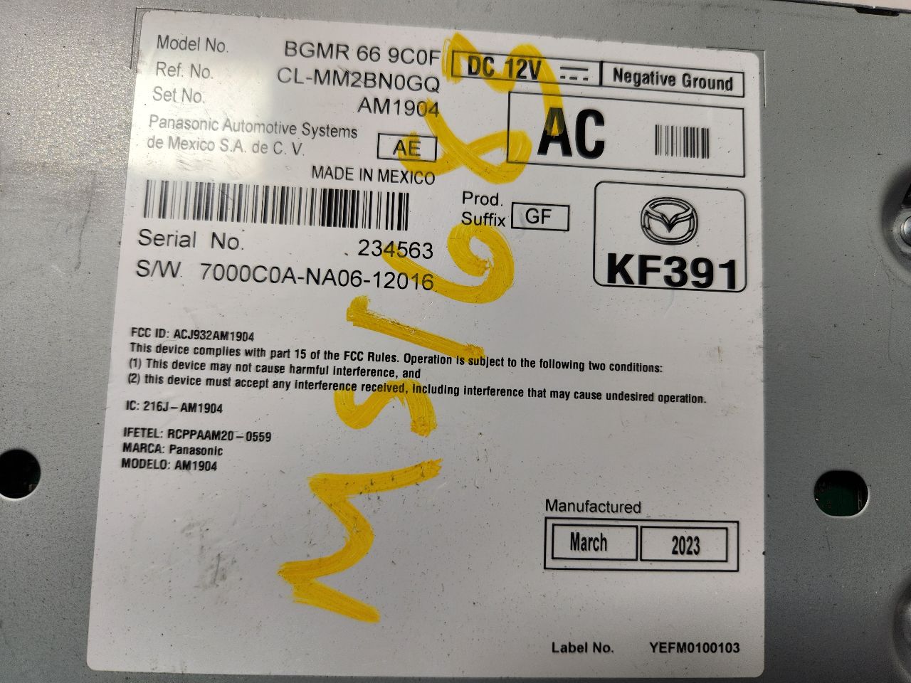 2023 MAZDA CX-30 2.5L 4cyl Gasoline Radio Audio - 403422 — photo 2
