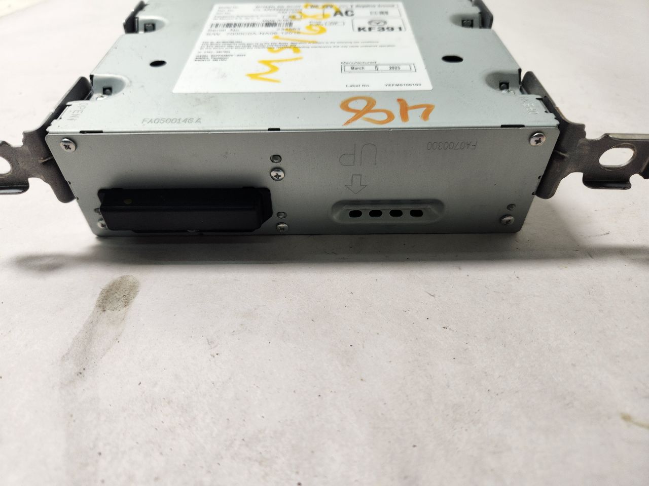 2023 MAZDA CX-30 2.5L 4cyl Gasoline Radio Audio - 403422 — photo 3