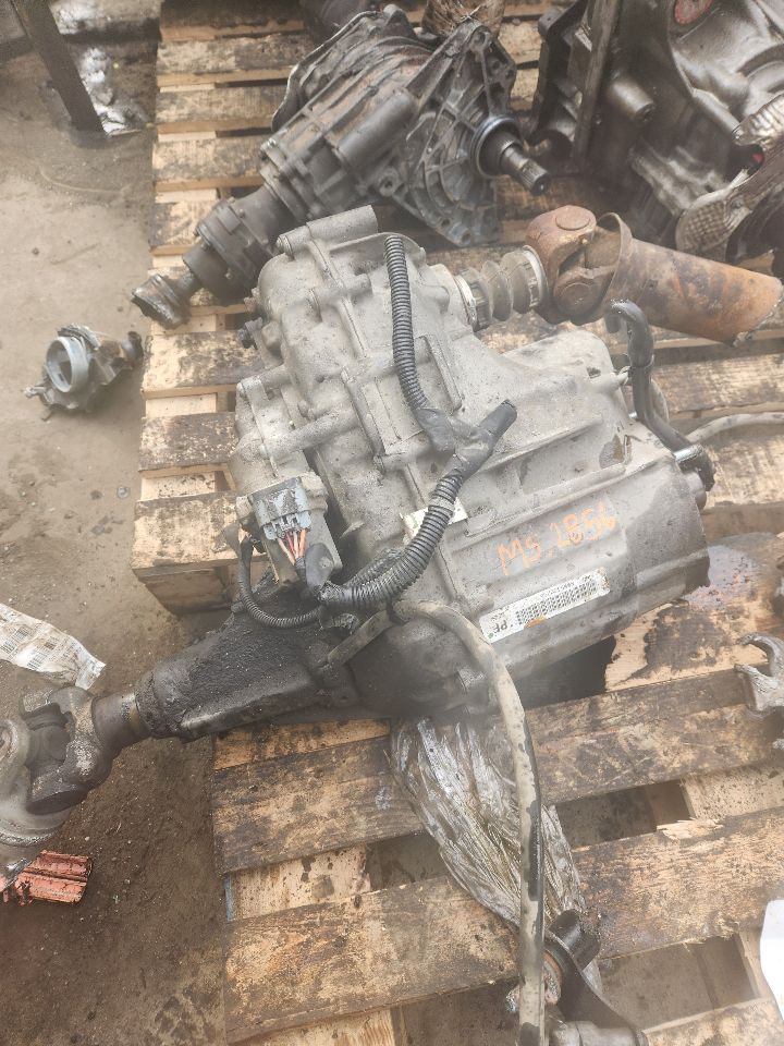 2010 CHEVROLET TAHOE 8cyl hybrid 6.0 liter TRANSFER CASE ASSY - 403610