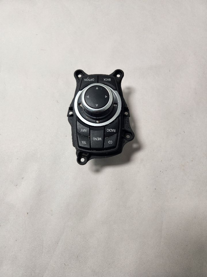 2010 BMW 328i 6cyl Gasoline 3.0 Radio Audio - 404064