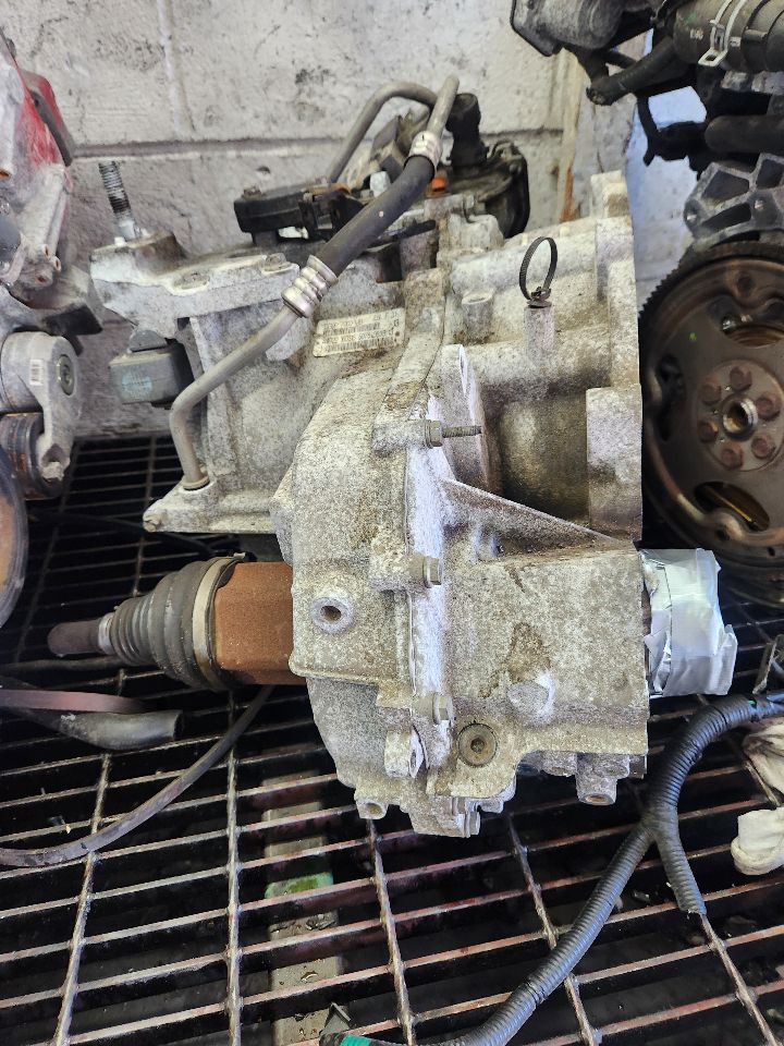 2015 FORD FUSION 4cyl Gasoline 2.5 Transmiss,Transaxle - 404200