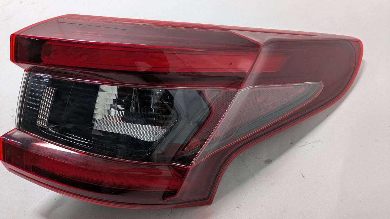 2020 NISSAN ROGUE SPORT 2.0L 4cyl Gasoline Right TAIL LAMP - 405058