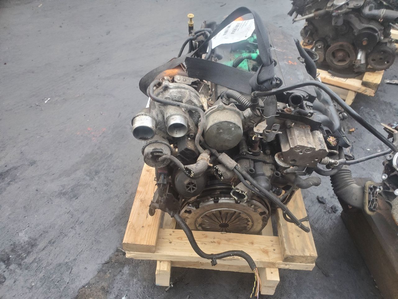 2008 MINI COOPER CLUBMAN 4cyl Gasoline Turbo 1.6 ENGINE ASSEMBLY - 405177 — photo 2