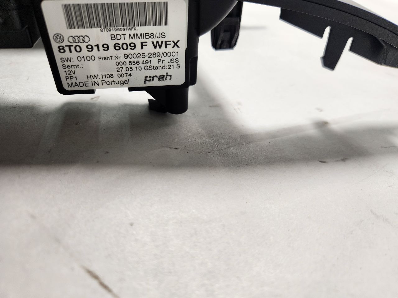 2011 AUDI A4 4cyl Gasoline Turbo 2.0 Radio Audio - 405316 — photo 3